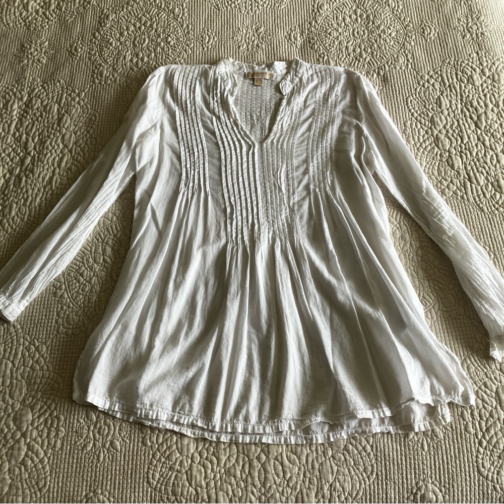 EUC Michael Kors white cotton popover tunic w/buttons & pintuck